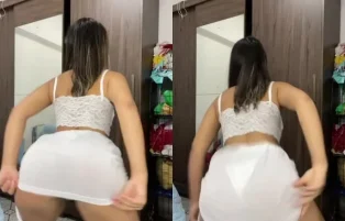 De Saia Curta Emybell Aos Poucos Mostra o que Tem Por Baixo – Pornohub Amador
