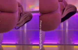 Com Calcinha Pequena, Belle Belinha Empina a Própria Bunda – Fapello Vazado